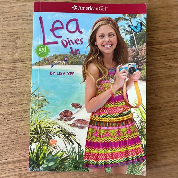 American Girl Books Bundle - Picture 6 of 6